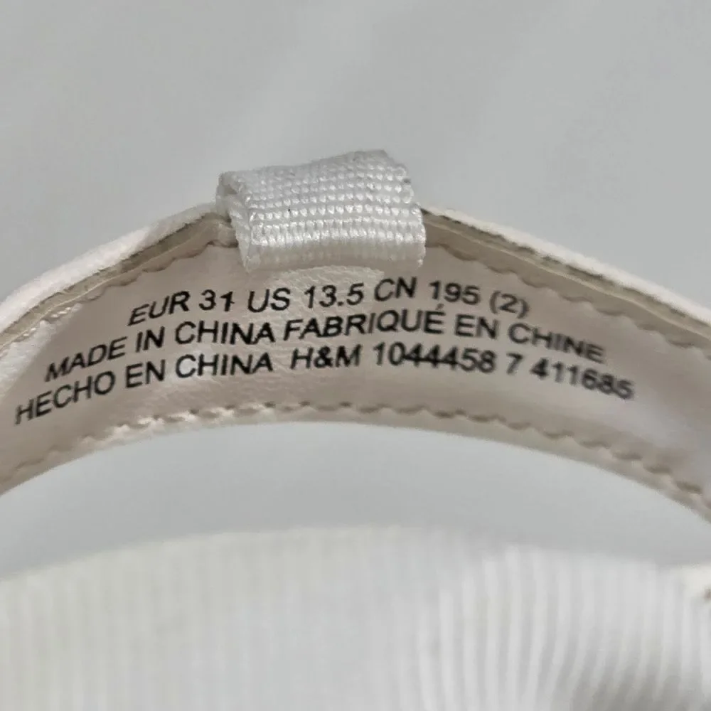 H&M Girls White Strap On Sandals with Elegant Bow Size 13